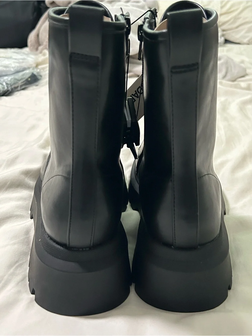 No Boundaries Black Chunky Lace-Up Combat Boots size 8 NWT - Picture 4 of 6